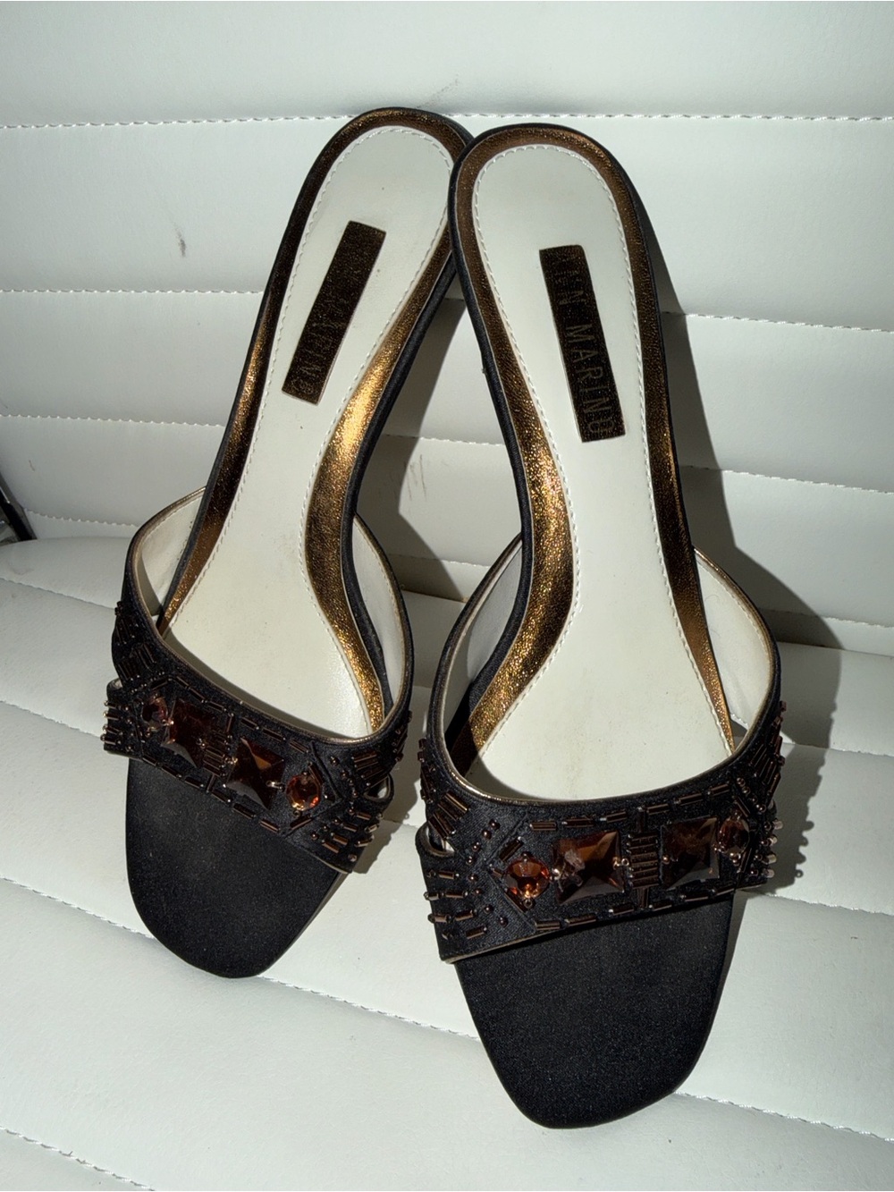 Ann Marino DESIGNER Black & CARAMEL JEWELED KITTEN HEELS SIZE 7 1/2 RARE 🔥
